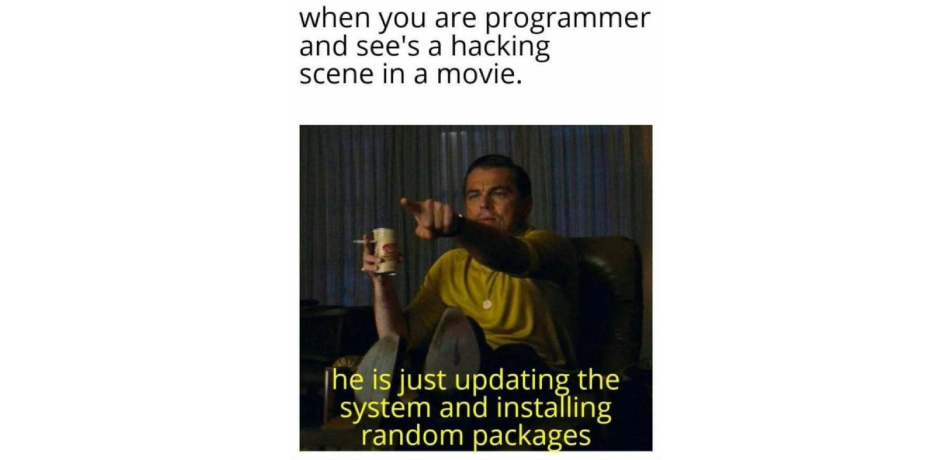 Программист смотрит фильм