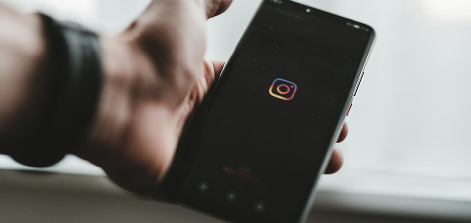 Разработчики Instagram раскрыли стоимость платных сторис в App Store