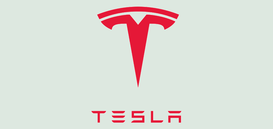 Электрокары Tesla получили русский интерфейс