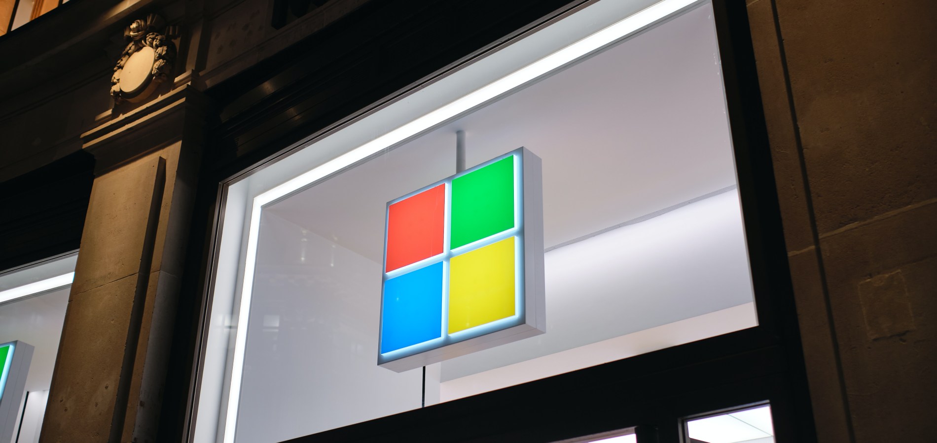 Microsoft разместила в магазине приложений стабильный релиз WSL