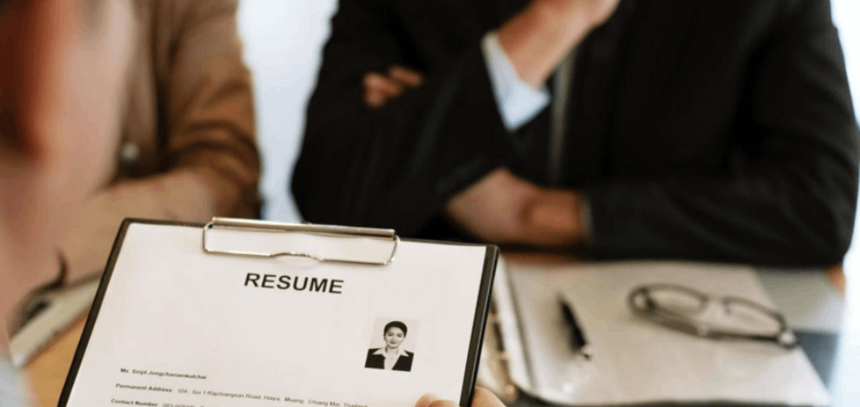 Промты для резюме: ТОП-35 запросов для создания CV с помощью ИИ