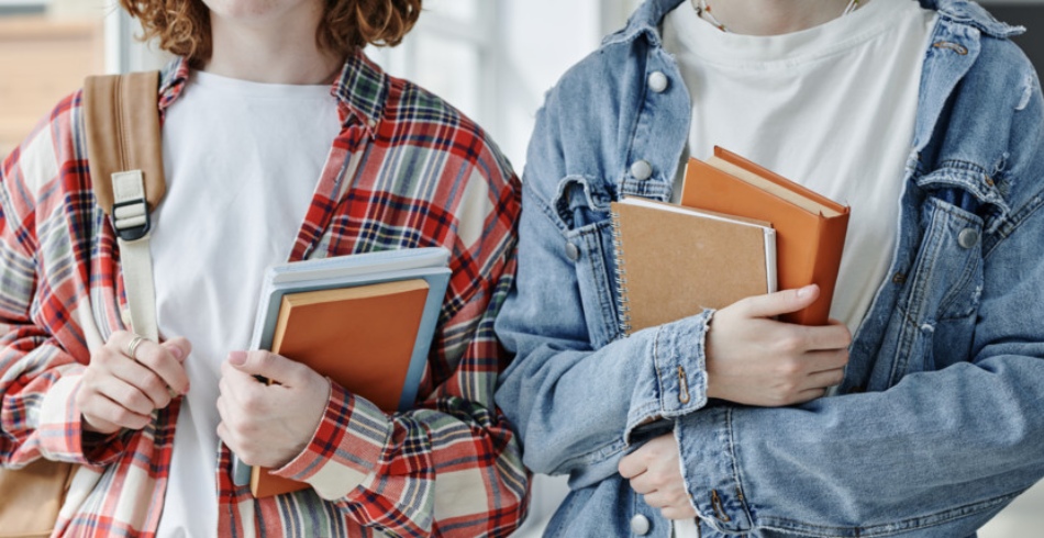 Курсы программирования для школьников онлайн с нуля: топ-5 курсов для старшеклассников