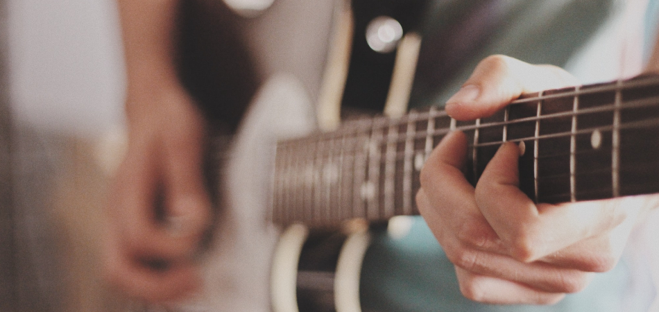В Google появился встроенный тюнер для настройки гитары