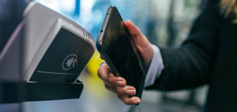 Поддержка Apple и Samsung банковских карт платежной системы МИР