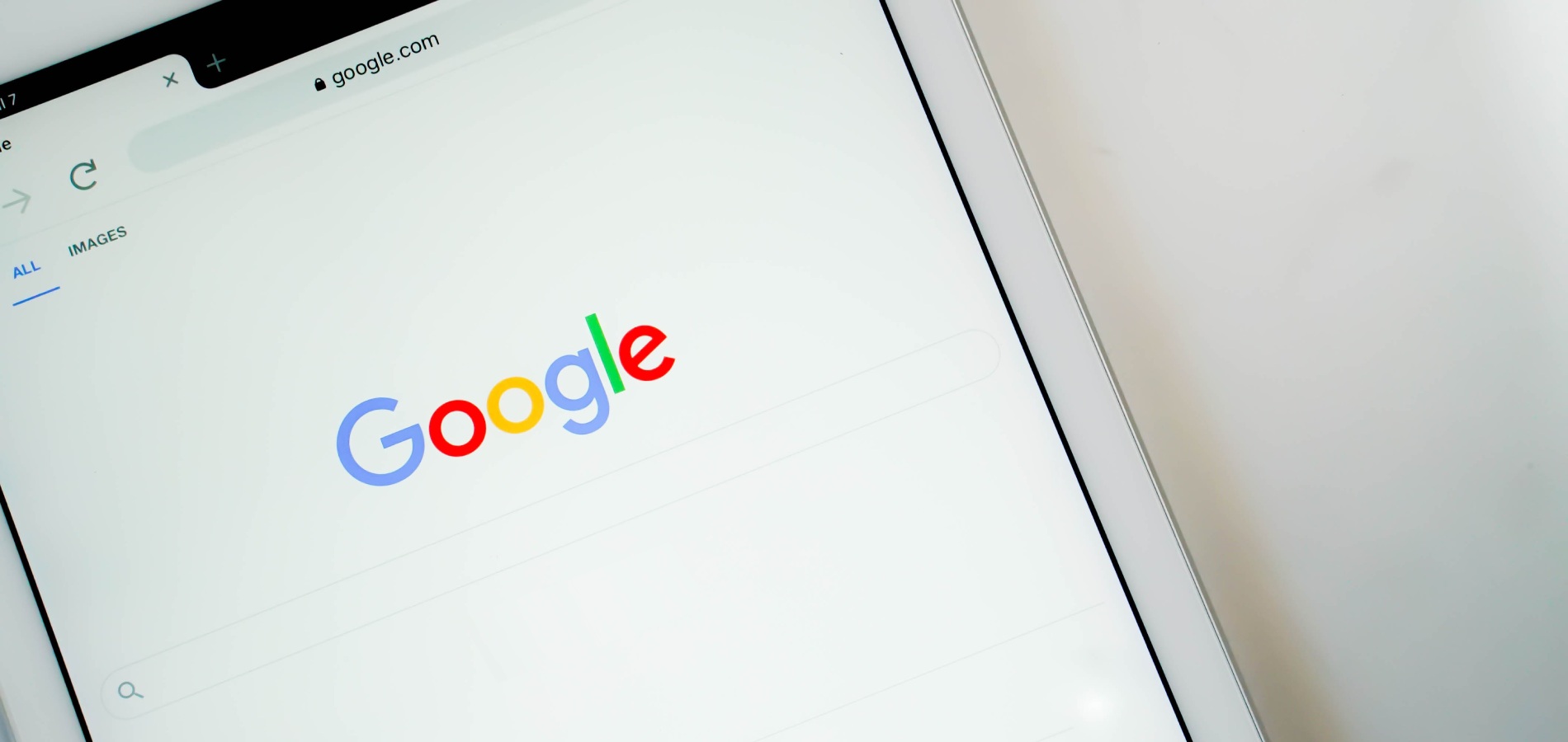 Google отменил лимит на количество символов в заголовках с применениям разметки Article