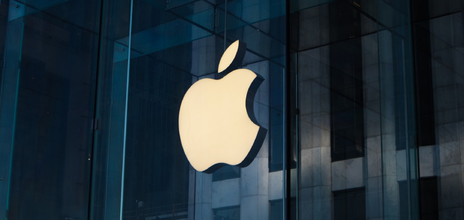 Apple бесплатно пришлет беспроводную зарядку покупательнице – так решил суд