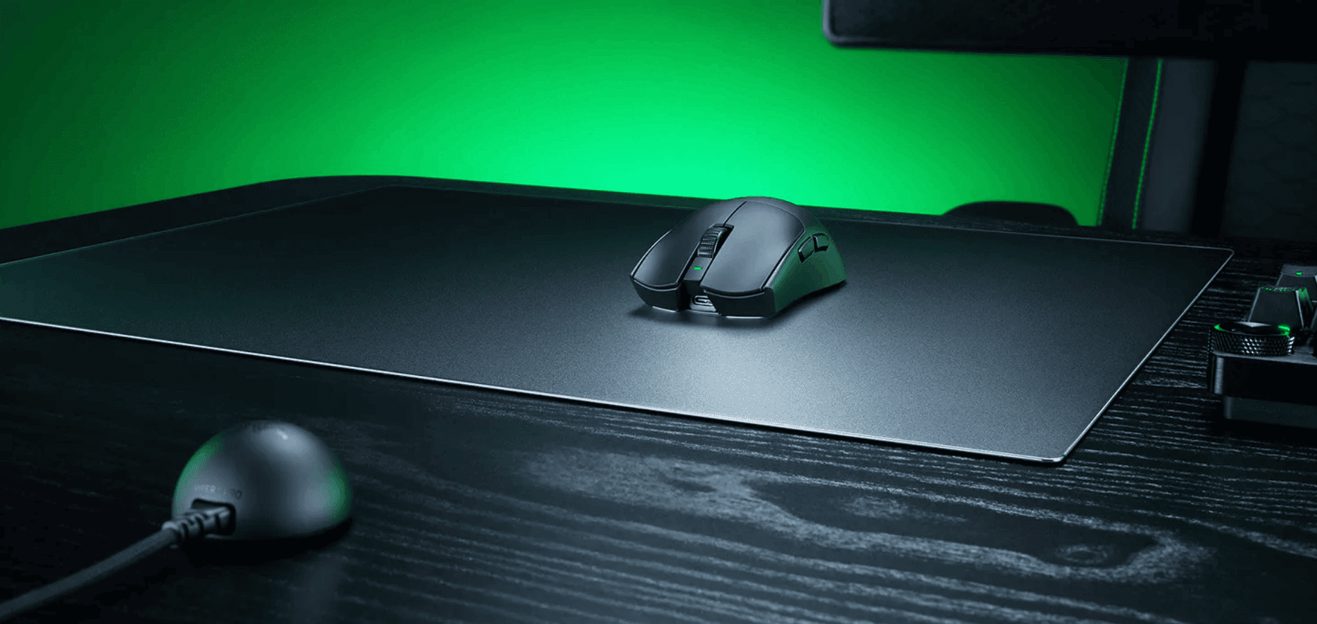 Razer представила стеклянный коврик для мыши Atlas Pro толщиной 1,9 мм