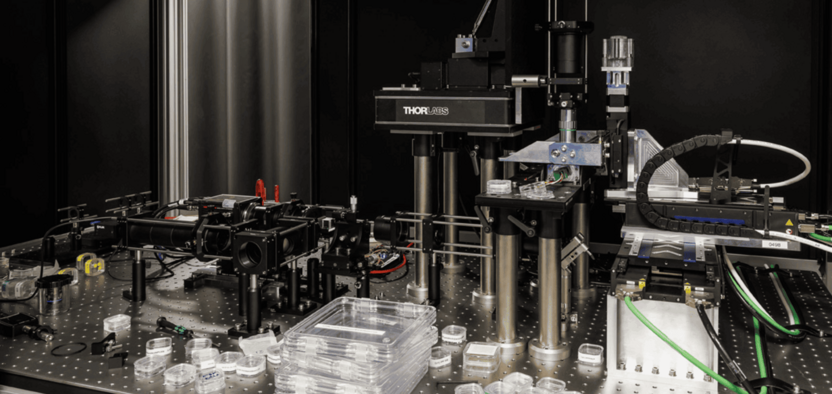 Стеклянные диски на 10 000 лет: как Microsoft перевернёт индустрию хранения данных и что это значит для нас