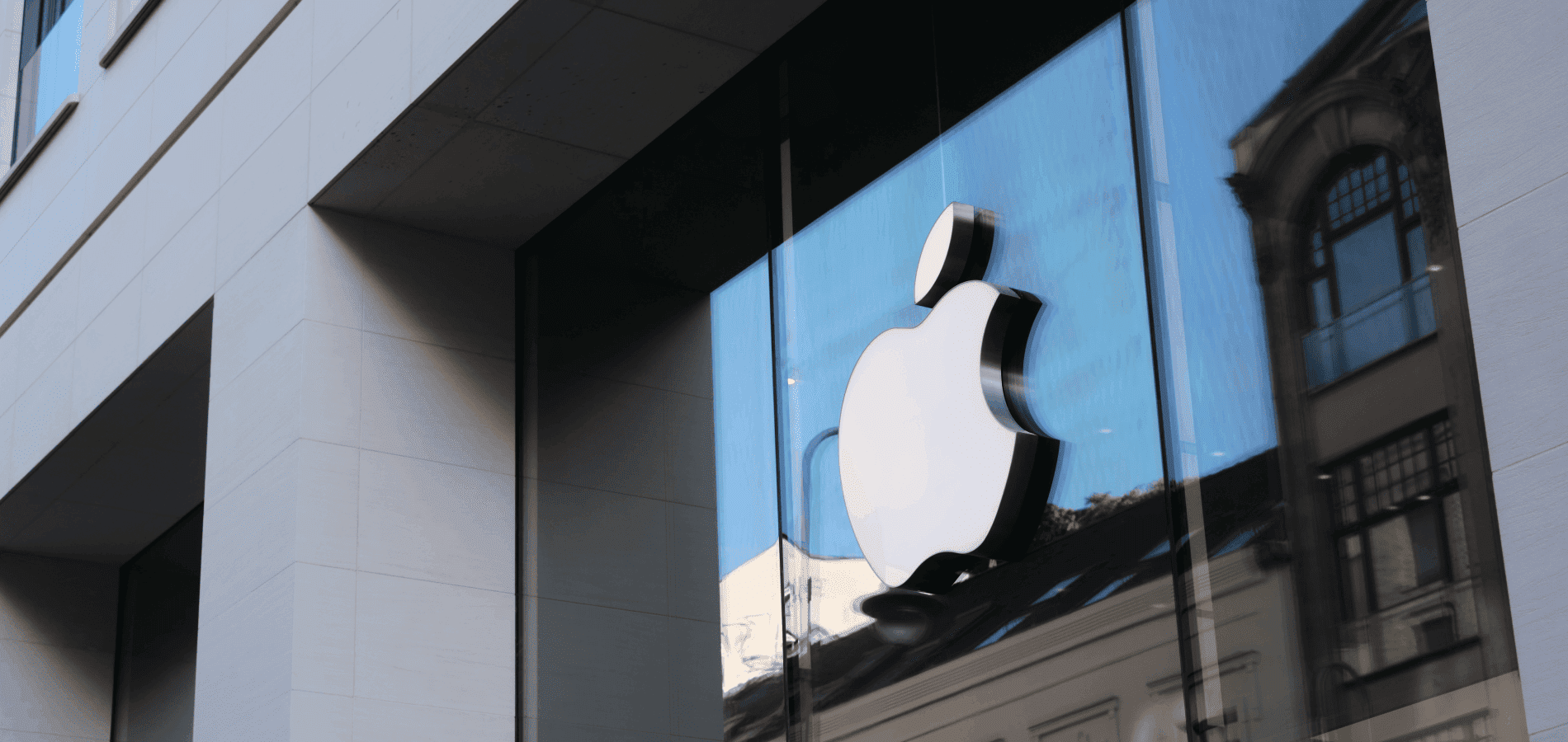 MacBook Pro на M6 получит OLED, сенсорный экран и Dynamic Island